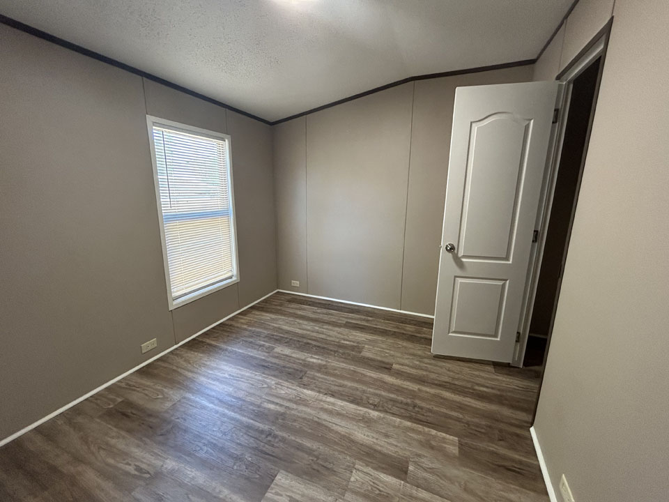 H 1656-21FKA - photo 6